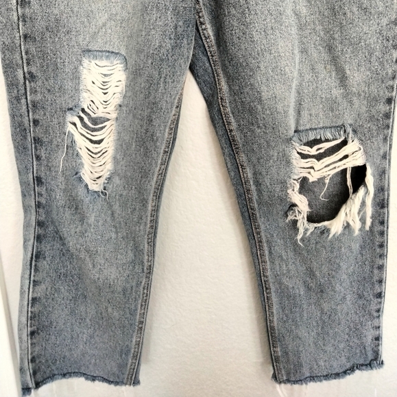 Twelve Distress High Rise Jeans - Picture 4 of 8